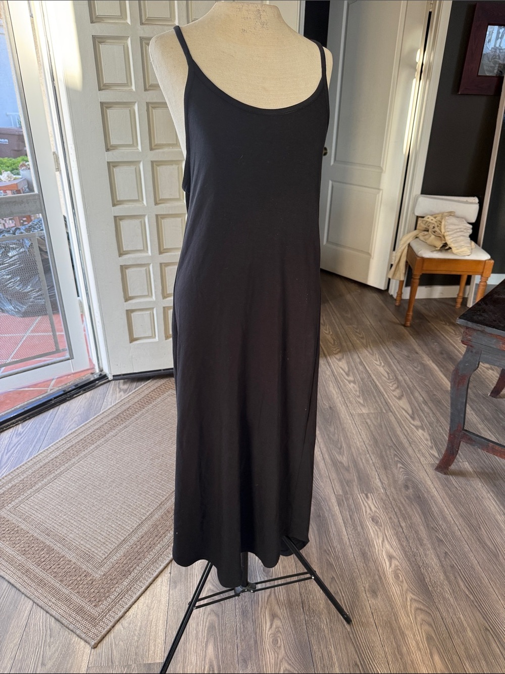 Chaser Black dress minimalist